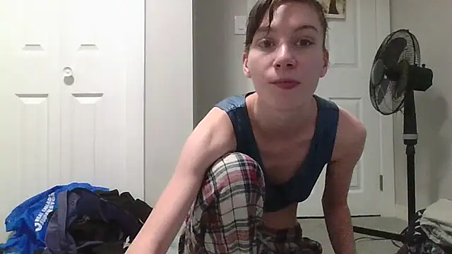 TheSexiest2025 online show from February 17, 2025, 3:47 am