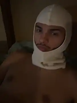 Snapshot of La_Compota07 chatting on December 19, 2025, 7:43 pm La Compota07 online show from December 19, 2025, 7:43 pm