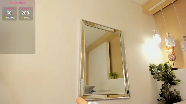 Snapshot of SaraMonroe1 chatting on February 24, 2025, 11:09 pm SaraMonroe1 online show from February 24, 2025, 11:09 pm