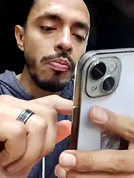 Snapshot of Donstark6669 chatting on February 8, 2025, 5:08 am Donstark6669 online show from February 8, 2025, 5:08 am