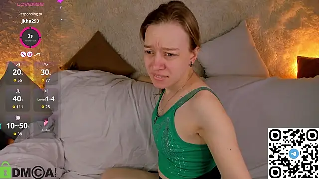 Snapshot of Michelle_Blond chatting on January 7, 2026, 7:22 am Michelle Blond online show from January 7, 2026, 7:22 am