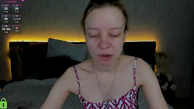 Snapshot of Michelle_Blond chatting on February 17, 2026, 8:55 am Michelle Blond online show from February 17, 2026, 8:55 am