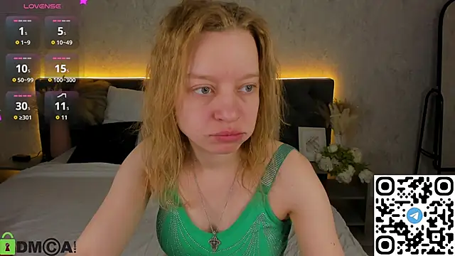 Snapshot of Michelle_Blond chatting on February 22, 2026, 3:29 am Michelle Blond online show from February 22, 2026, 3:29 am