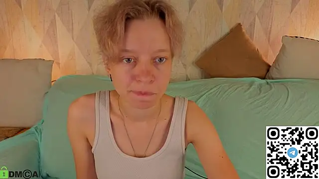 Michelle Blond online show from July 18, 2026, 12:59 am