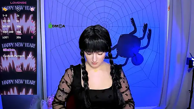 Snapshot of luna_berryy chatting on October 24, 2025, 7:43 pm luna berryy online show from October 24, 2025, 7:43 pm