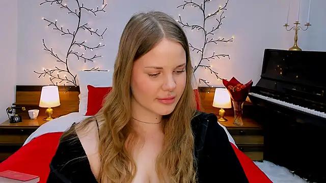 holy kitty online show from February 5, 2025, 10:19 am