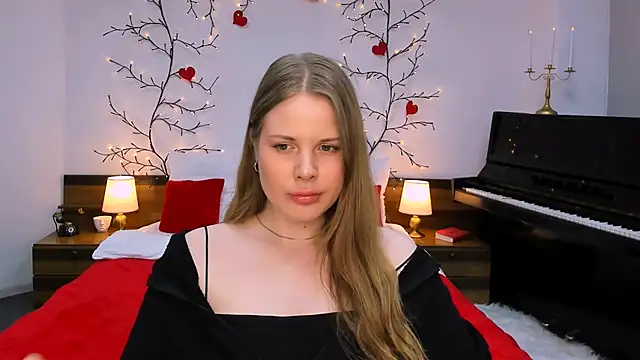 holy kitty online show from February 28, 2025, 5:26 pm