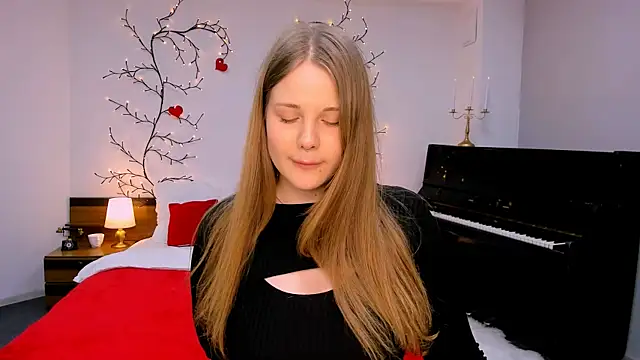 holy kitty online show from March 10, 2025, 3:01 am