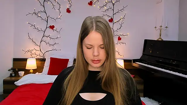 holy kitty online show from March 20, 2025, 6:08 am