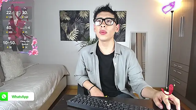 valentino Renato online show from December 3, 2024, 12:57 am