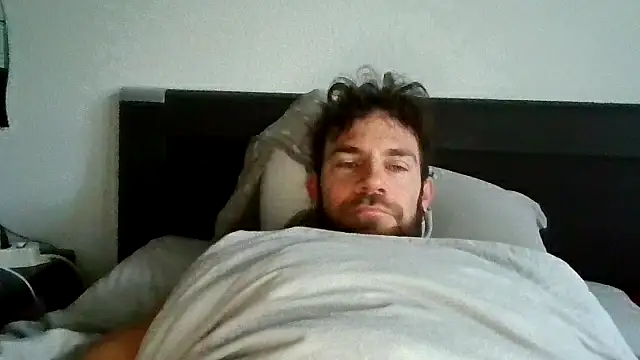 alpha-hunk online show from October 15, 2025, 7:08 am