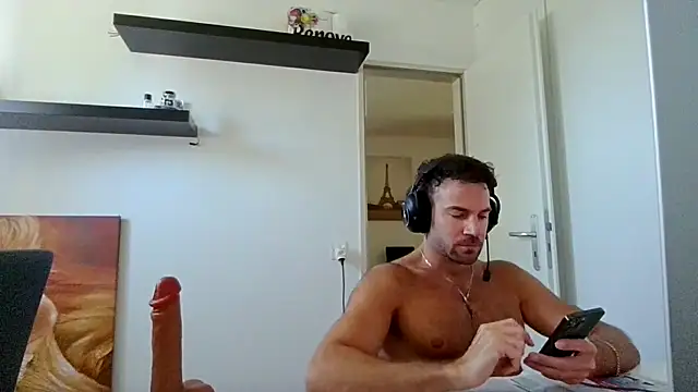 alpha-hunk online show from May 22, 2026, 9:26 am