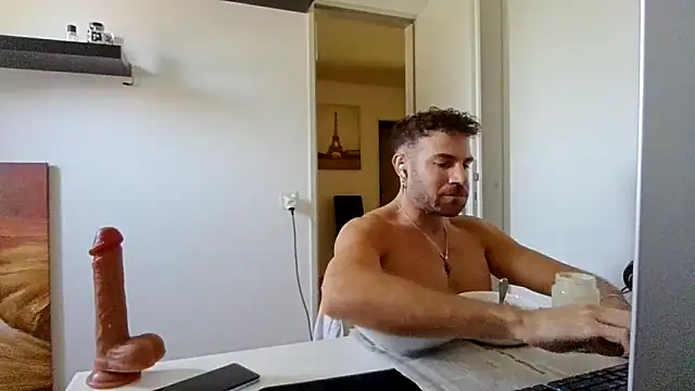 alpha-hunk online show from May 26, 2026, 10:22 am