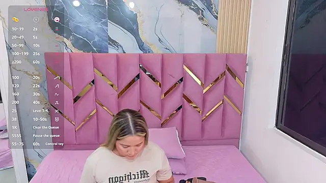 collegepawglovedaddy online show from March 11, 2026, 7:53 pm