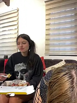 Kyna euphoria online show from February 19, 2025, 10:42 pm