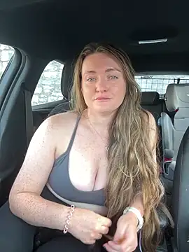 BustyBonnieUK online show from October 7, 2025, 8:33 am