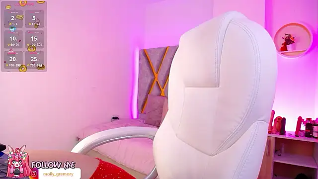 Molly Gremory  online show from December 3, 2024, 1:52 am