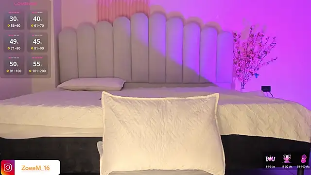 Zoe1 2 online show from May 30, 2026, 7:44 pm