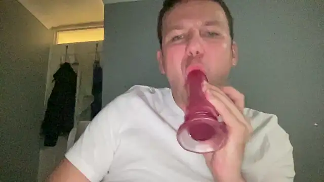 Snapshot of GotItGoin chatting on September 30, 2025, 8:47 pm GotItGoin online show from September 30, 2025, 8:47 pm