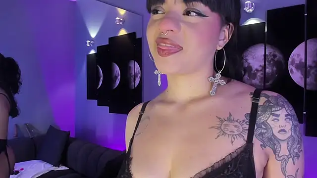 Snapshot of maddy_walker chatting on February 1, 2025, 11:27 pm maddy walker online show from February 1, 2025, 11:27 pm