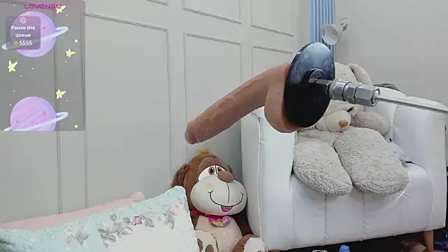 MadyJackson online show from September 13, 2025, 11:32 am