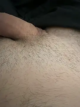 Snapshot of bigbeast19393 chatting on November 4, 2025, 11:26 pm bigbeast19393 online show from November 4, 2025, 11:26 pm