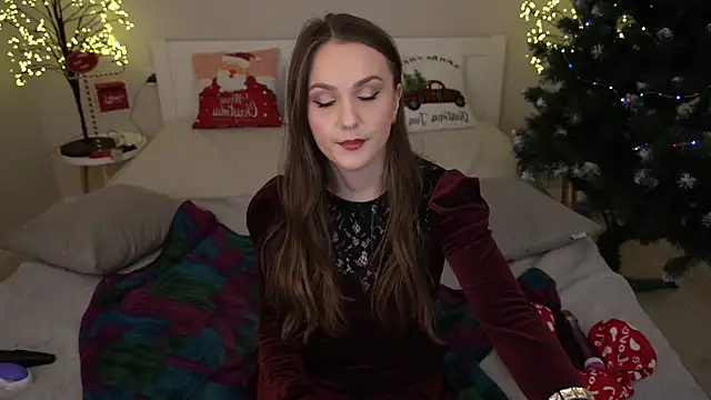 Snapshot of VeronikaVel chatting on December 14, 2024, 2:45 am VeronikaVel online show from December 14, 2024, 2:45 am