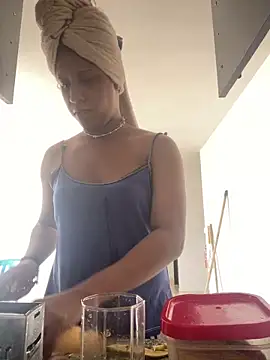 zahrivk1 online show from March 6, 2025, 7:21 pm