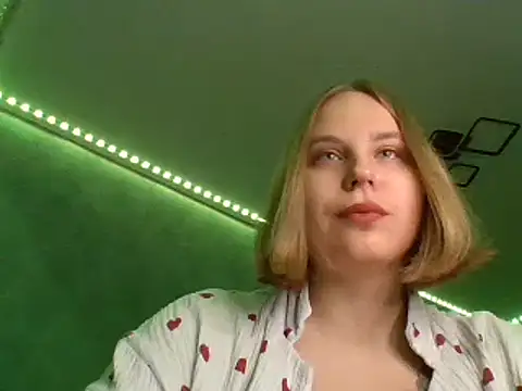 Snapshot of Thalia__Star chatting on December 27, 2024, 4:58 am Thalia Star online show from December 27, 2024, 4:58 am