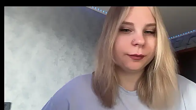 Thalia  Star online show from April 10, 2026, 9:03 am