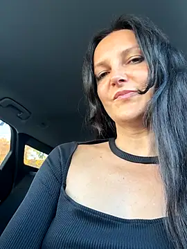 Snapshot of -OLYA- chatting on November 3, 2025, 12:39 pm -OLYA- online show from November 3, 2025, 12:39 pm