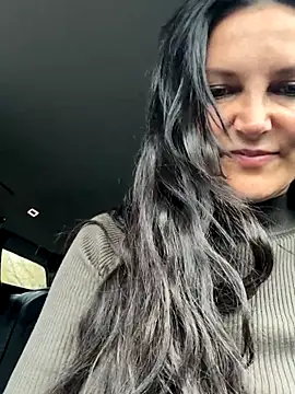 Snapshot of -OLYA- chatting on November 9, 2025, 2:26 pm -OLYA- online show from November 9, 2025, 2:26 pm