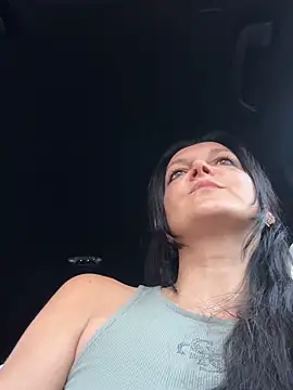 Snapshot of -OLYA- chatting on November 10, 2025, 3:11 pm -OLYA- online show from November 10, 2025, 3:11 pm