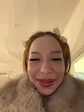 Snapshot of babydolll chatting on March 6, 2025, 10:09 am babydolll online show from March 6, 2025, 10:09 am
