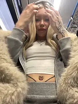 babydolll online show from November 25, 2025, 1:11 pm