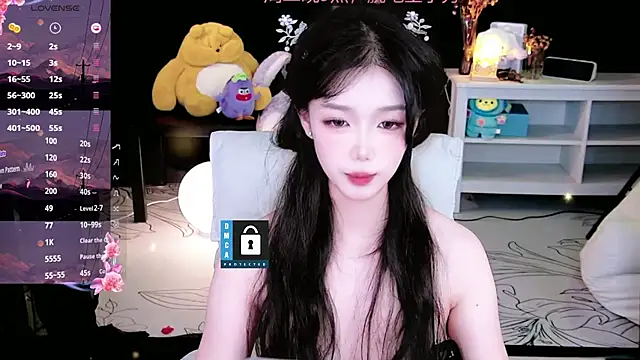 Snapshot of Sheep-1 chatting on October 28, 2025, 11:47 am Sheep-1 online show from October 28, 2025, 11:47 am