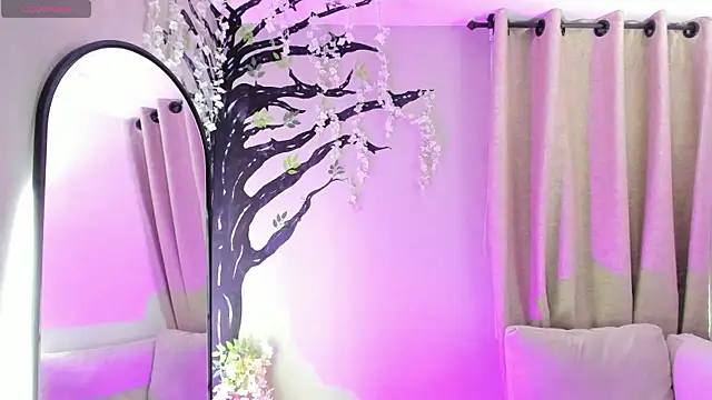 ebbafernandez  online show from January 10, 2026, 11:34 am