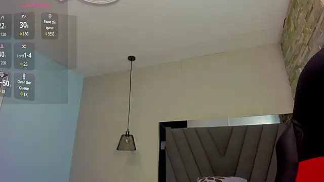 Snapshot of LIANEUMANN chatting on September 22, 2025, 7:49 pm LIANEUMANN online show from September 22, 2025, 7:49 pm