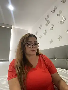 Snapshot of AntonellaAlondra4 chatting on January 16, 2025, 5:44 pm AntonellaAlondra4 online show from January 16, 2025, 5:44 pm