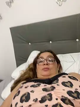 Snapshot of AntonellaAlondra4 chatting on February 25, 2025, 12:45 pm AntonellaAlondra4 online show from February 25, 2025, 12:45 pm