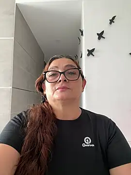 Snapshot of AntonellaAlondra4 chatting on June 5, 2026, 3:07 pm AntonellaAlondra4 online show from June 5, 2026, 3:07 pm