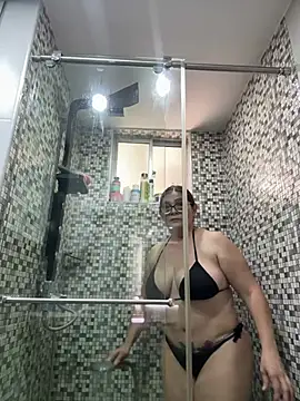 Snapshot of AntonellaAlondra4 chatting on June 10, 2026, 4:06 pm AntonellaAlondra4 online show from June 10, 2026, 4:06 pm