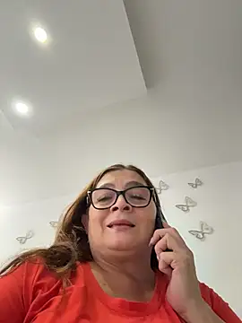 Snapshot of AntonellaAlondra4 chatting on July 14, 2026, 4:45 pm AntonellaAlondra4 online show from July 14, 2026, 4:45 pm