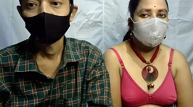 Snapshot of Pramila_Manish chatting on December 6, 2024, 5:11 pm Pramila Manish online show from December 6, 2024, 5:11 pm