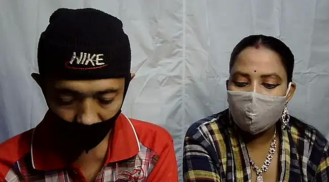 Snapshot of Pramila_Manish chatting on December 7, 2024, 12:13 pm Pramila Manish online show from December 7, 2024, 12:13 pm