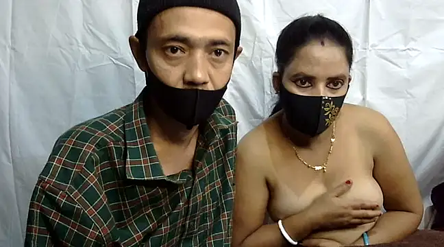 Snapshot of Pramila_Manish chatting on December 13, 2024, 4:49 pm Pramila Manish online show from December 13, 2024, 4:49 pm