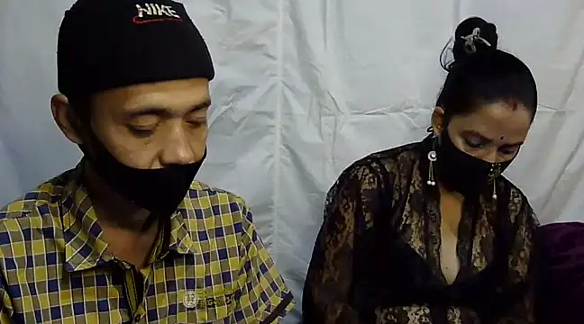 Snapshot of Pramila_Manish chatting on December 27, 2024, 12:12 pm Pramila Manish online show from December 27, 2024, 12:12 pm