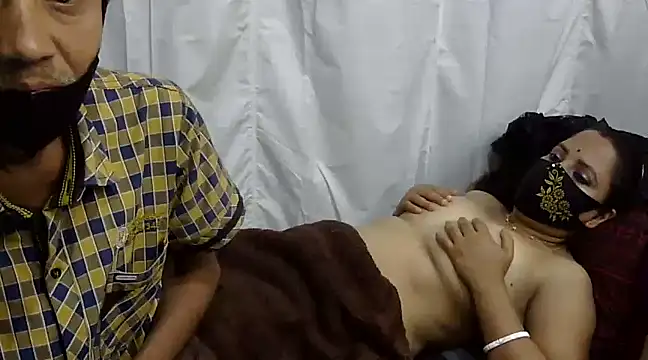 Snapshot of Pramila_Manish chatting on January 23, 2025, 3:43 pm Pramila Manish online show from January 23, 2025, 3:43 pm