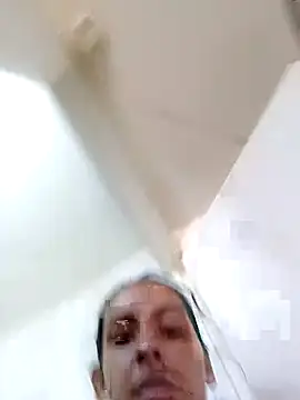 Alisson 420 online show from November 17, 2025, 4:13 pm