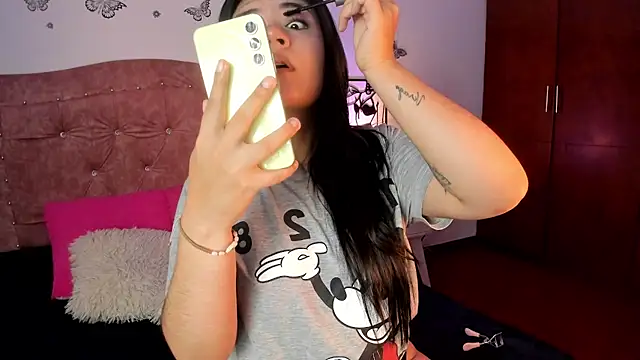 DesireSweet online show from April 7, 2026, 10:15 am